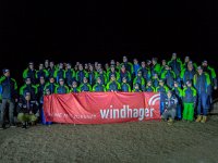 2017 12 27-017 Skiclub Gruppenfoto mit Huber-Brother's am See IMG 3624
