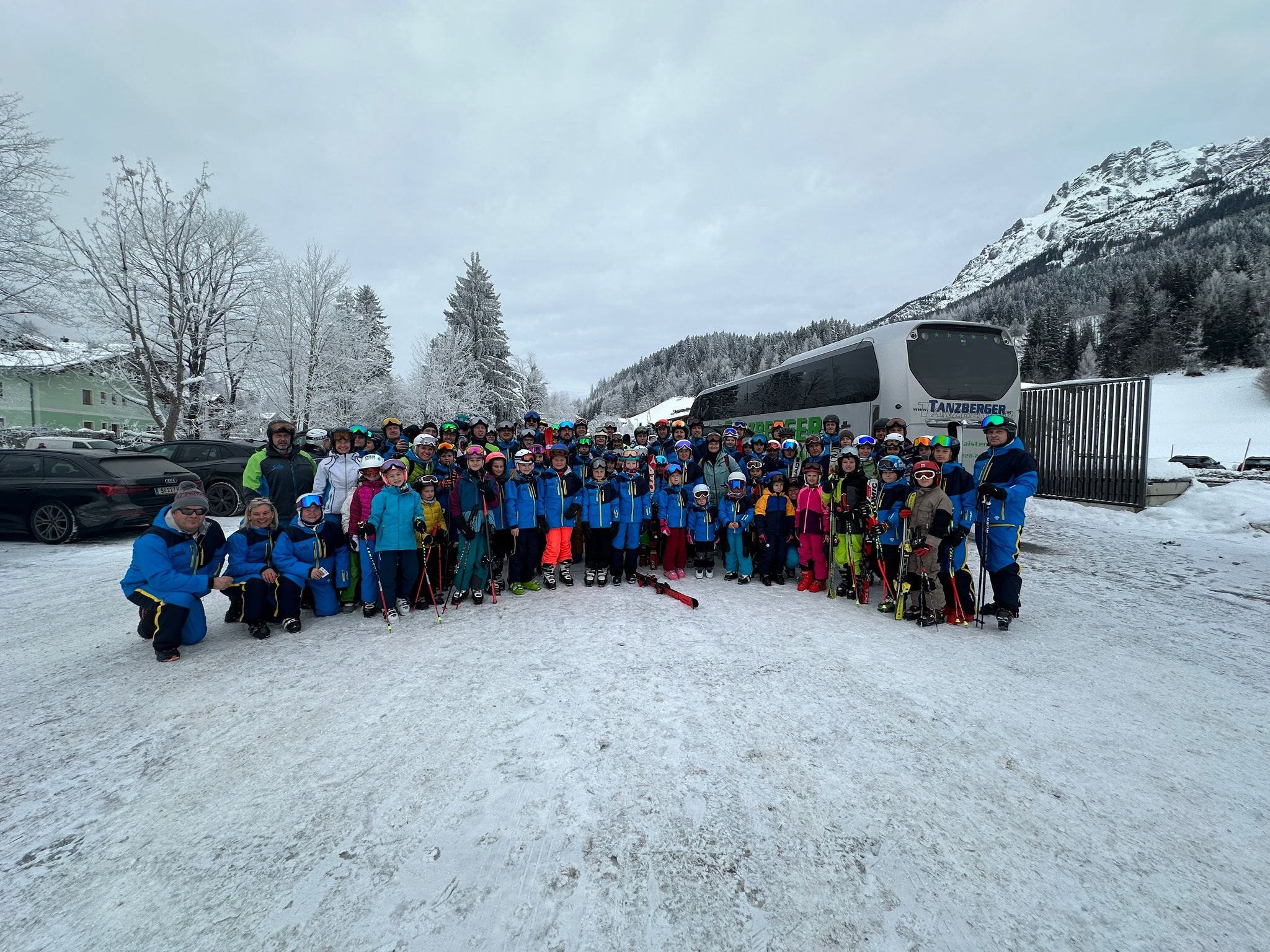 Saisoneröffnungs-Busfahrt