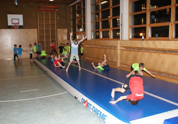 Skigymnastik mit AirTrack-Matte 29.11.2019