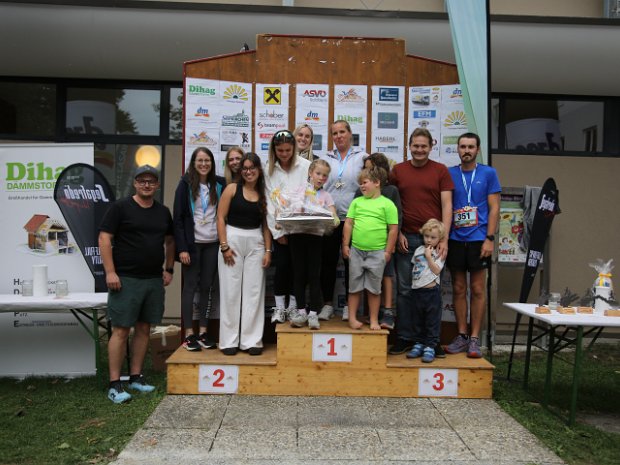 Siegerehrung Wallerseelauf, 10 km, Staffel, Nordic-Walking - 13.9.2026